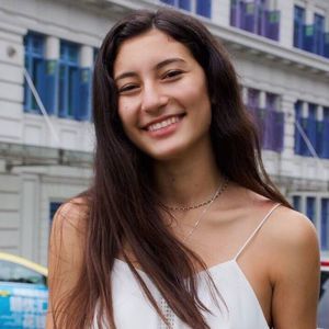 Meet your Posher, Andrea